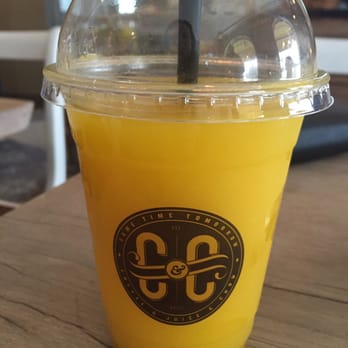Coffee & Chow - Ferskpresset appelsinjuice - Coffee & Tea Near Me - Oslo, 03