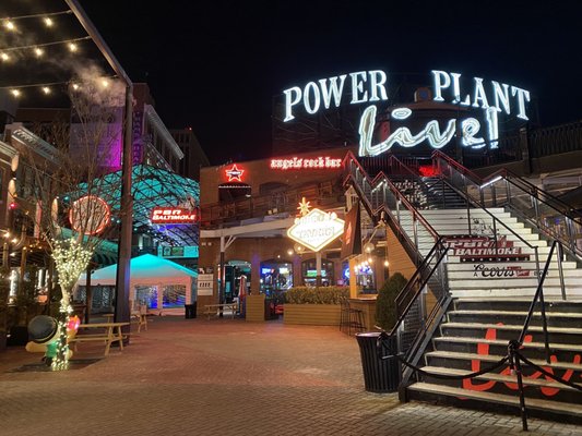 Power Plant Live! by null