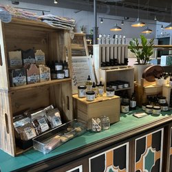 BD4: A Burger Joint - Cute little stuff for sale