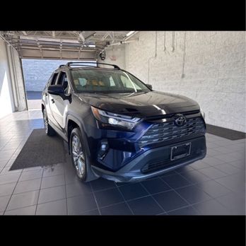 Reliable Toyota - He's a picture from the dealership. If looking for the damages you can see them but very hard to see when not aware of the damages. - Car Dealers Near Me - Springfield, Missouri