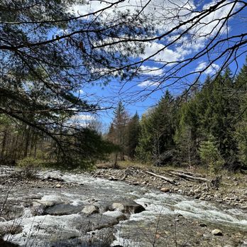 Warren Falls - Hiking Near Me - Warren, Vermont