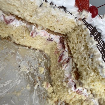 NaVis Bakery - Strawberries & cream inside - Bakeries Near Me - Rosemead, California NaVis Bakery - Strawberries & cream inside - Bakeries Near Me - Rosemead, California