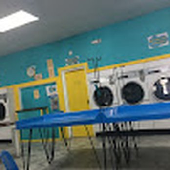 Wash House Laundromat - Laundromat Near Me - Venice, Florida Wash House Laundromat - Laundromat Near Me - Venice, Florida