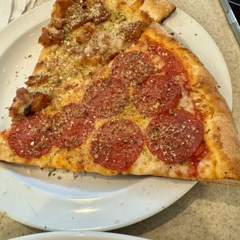 Michelangelo - Bbq chicken and pepperoni slice...ok - Pizza Near Me - Parrish, Florida
