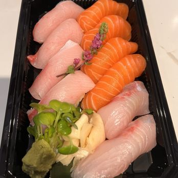 Itani Sushi - Sushi Bars Near Me - Berkeley, California