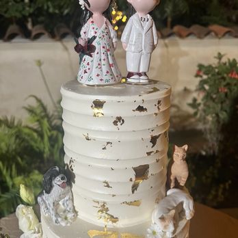 Nicole Bakes Cakes - cookie butter wedding cake - Custom Cakes Near Me Nicole Bakes Cakes - cookie butter wedding cake - Custom Cakes Near Me