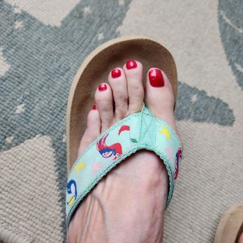 J R Nails Spa - Gorgeous feet - Nail Salons Near Me - Pensacola, Florida