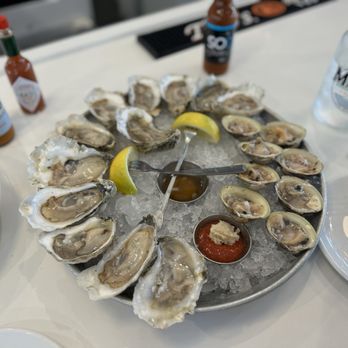 Matt's Fish Camp Lewes - Raw oysters and clams - Seafood Near Me - Lewes, Delaware Matt's Fish Camp Lewes - Raw oysters and clams - Seafood Near Me - Lewes, Delaware