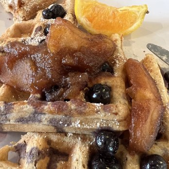 Pancake Joes - Yummy Whole Wheat's Waffle with fruits - American Near Me - San Antonio, Texas