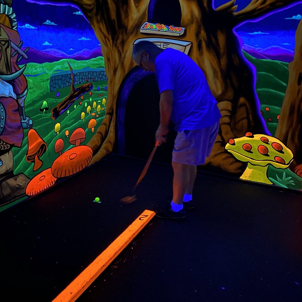 D&D Mini Golf - Mini Golf Near Me - Clarksville, Tennessee
