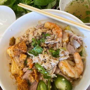 Mai Phung - Hủ tiếu khô - Vietnamese Near Me - Westminster, California Mai Phung - Hủ tiếu khô - Vietnamese Near Me - Westminster, California
