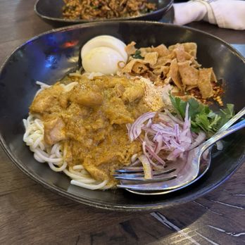 Burma Taste - nan gyi thoke noodles - Noodles Near Me - Sunnyvale, California