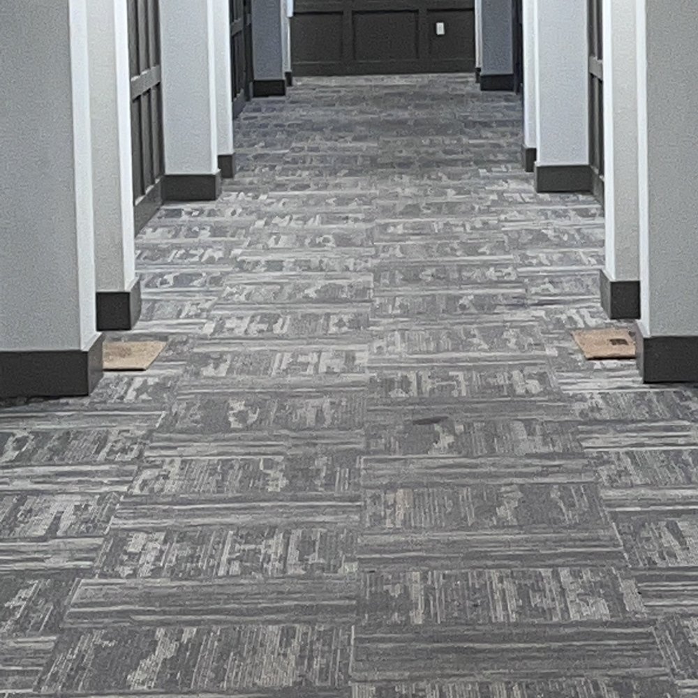 Camden Flatirons Apartments - Dirty hallway that smell like urine and has urine spots. - Apartments Near Me - Broomfield, Colorado Camden Flatirons Apartments - Dirty hallway that smell like urine and has urine spots. - Apartments Near Me - Broomfield, Colorado