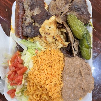 El Zocalo - Steak Grilled Chicken chorizo - Grocery Near Me - Haines City, Florida El Zocalo - Steak Grilled Chicken chorizo - Grocery Near Me - Haines City, Florida