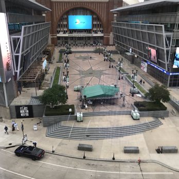 W Dallas - View from terrace - Hotels Near Me - Dallas, Texas W Dallas - View from terrace - Hotels Near Me - Dallas, Texas