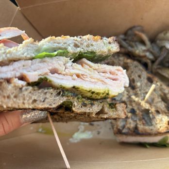 Juno's Kitchen & Delicatessen - Delis Near Me - Sacramento, California