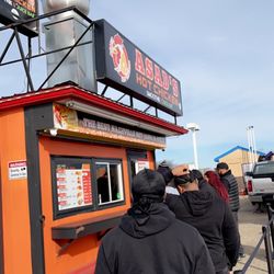 Asad's Hot Chicken - Outside