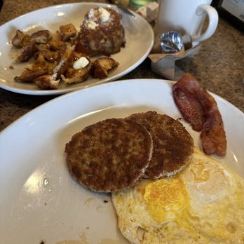 Night & Day Cafe - French Toast - Two Pieces comes with (optional) eggs, sausage and bacon - Beer Bar Near Me - Coronado, California Night & Day Cafe - French Toast - Two Pieces comes with (optional) eggs, sausage and bacon - Beer Bar Near Me - Coronado, California