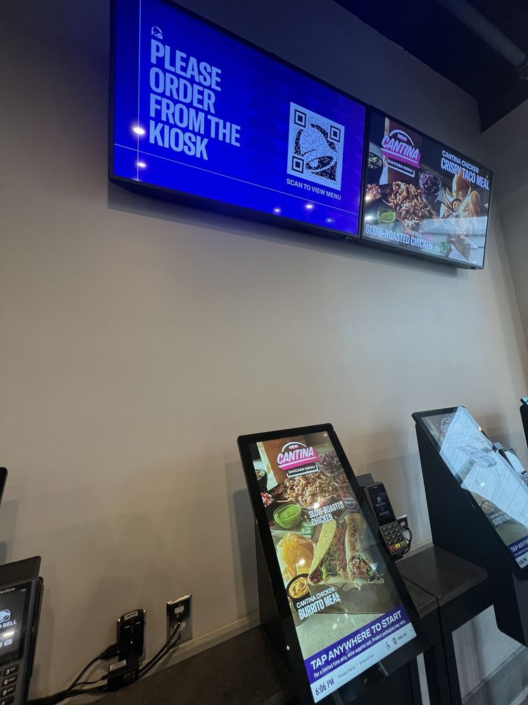 Taco Bell Cantina Cantina
