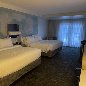 Courtyard by Marriott Lake George - Room 3rd fl w balcony - Hotels Near Me - Lake George, New York Courtyard by Marriott Lake George - Room 3rd fl w balcony - Hotels Near Me - Lake George, New York