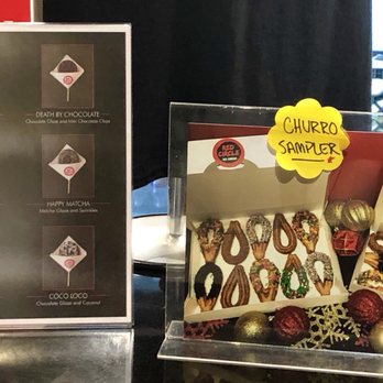 Red Circle Ice Cream - Desserts Near Me - Houston, Texas