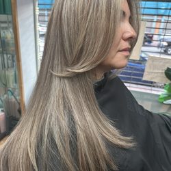 Elida's Hair Salon - Highlights