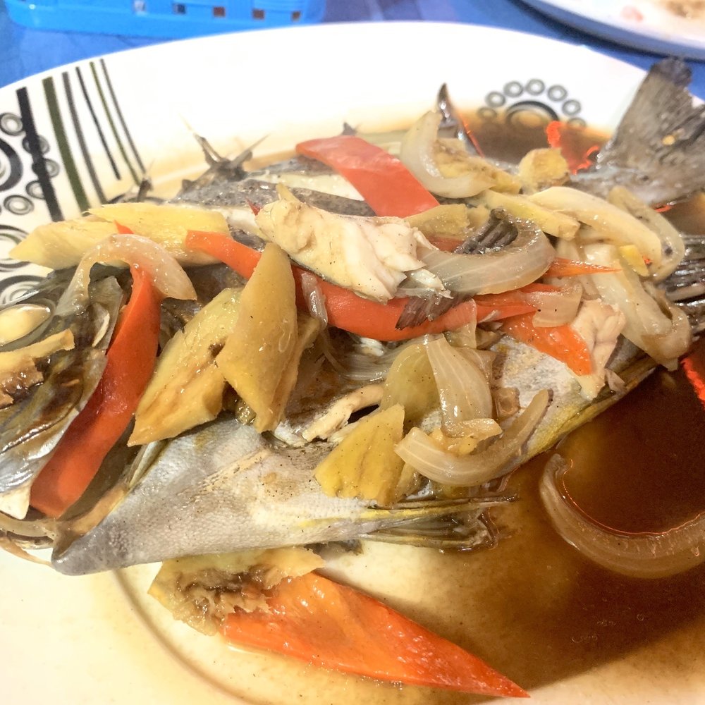 Kiraras Resto Bar - Steamed fish - Filipino Near Me - Moalboal, CEB