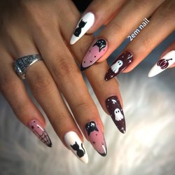 2EM Nail Place