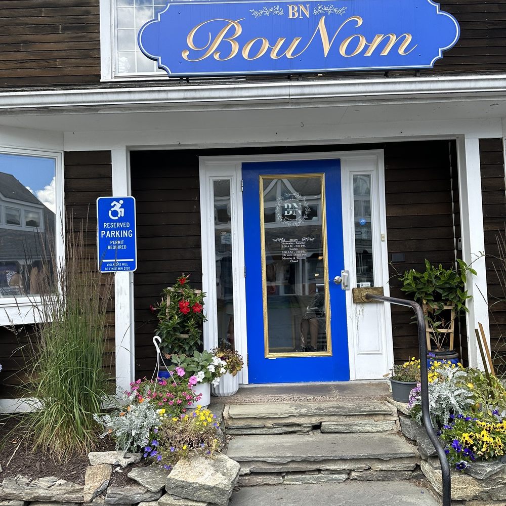 BouNom Café & Bakery - Coffee & Tea Near Me - Avon, Connecticut BouNom Café & Bakery - Coffee & Tea Near Me - Avon, Connecticut
