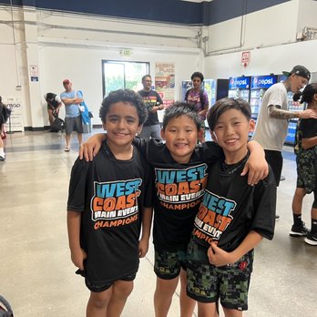Team Quachro Basketball - TQ teammates. - Basketball Courts Near Me - Garden Grove, California