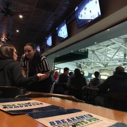 Breakaway Sports Pub