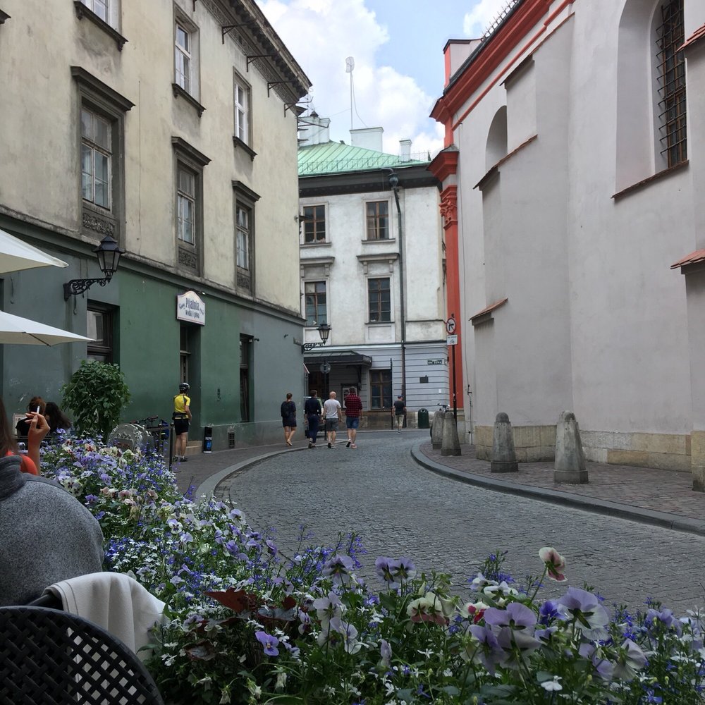 Camelot Cafe - Cafes Near Me - Kraków, Massachusetts