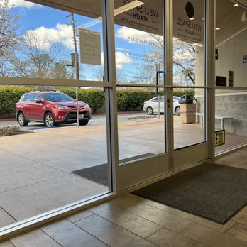 WellSpace Health - Main entrance - Medical Centers Near Me - Sacramento, California WellSpace Health - Main entrance - Medical Centers Near Me - Sacramento, California