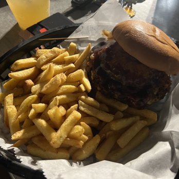 Relax Grill at Lake Eola - BBQ burger and fries - Greek Near Me - Orlando, Florida Relax Grill at Lake Eola - BBQ burger and fries - Greek Near Me - Orlando, Florida