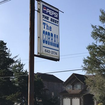 Corral Drive In - Burgers Near Me - Long Beach, Washington