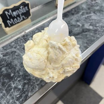 Coyle's Ice Cream - Honeycomb flavor scoop - Ice Cream & Frozen Yogurt Near Me - Bay Shore, New York Coyle's Ice Cream - Honeycomb flavor scoop - Ice Cream & Frozen Yogurt Near Me - Bay Shore, New York