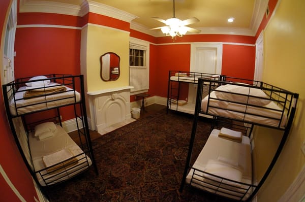 Auberge NOLA Hostel by null