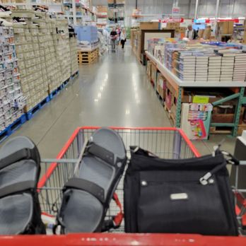 Costco - Starting to fill wagon - Wholesale Stores Near Me - Redwood City, California Costco - Starting to fill wagon - Wholesale Stores Near Me - Redwood City, California