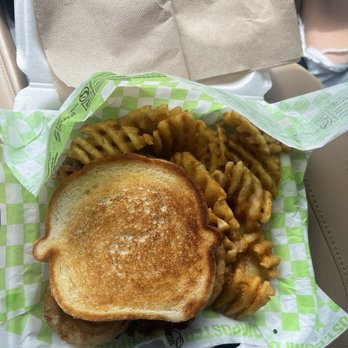Ann Marie’s - Texas Burger w/Seasoned Waffle Fries - Burgers Near Me - Charlotte, North Carolina