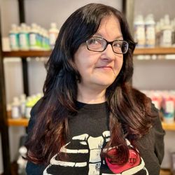 Mosaic Hair Studio & Blowout Bar - super fun bangs look