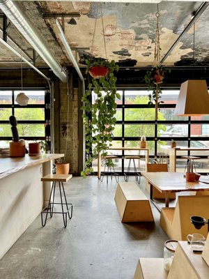 KLVN Coffee Lab by null