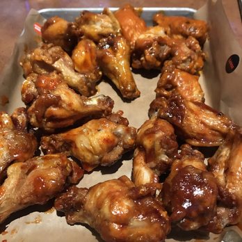 Buffalo Wild Wings - American Near Me - Saugus, Massachusetts