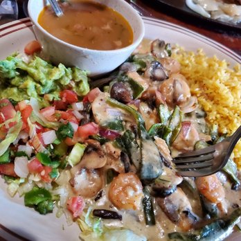 Mama Juanita's - Mexican Near Me - Conroe, Texas