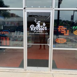 Rooster Puffs Smoke Shop - Entrance