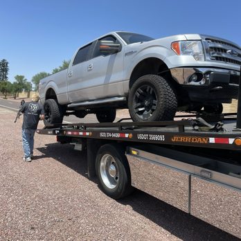 Firestone Complete Auto Care - Wheel fell off - new tires from these guys - DANGER - DO NOT GO HERE - Tires Near Me - Glendale, Arizona Firestone Complete Auto Care - Wheel fell off - new tires from these guys - DANGER - DO NOT GO HERE - Tires Near Me - Glendale, Arizona