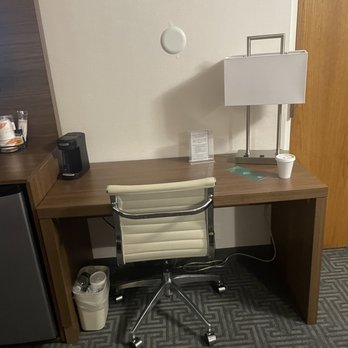 Quality Suites - Hotels Near Me - Lansing, Michigan Quality Suites - Hotels Near Me - Lansing, Michigan
