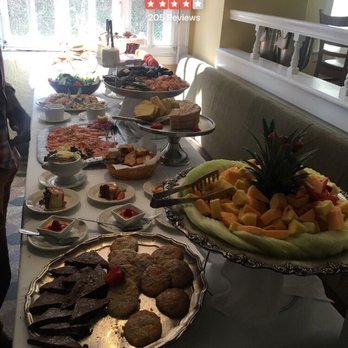 Hemmingway's Bistro - Breakfast & Brunch Near Me - Oak Park, Illinois