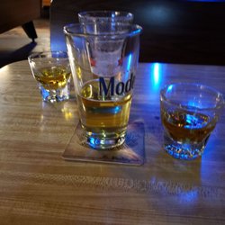 Unicorn Sports Bar - Fun with Friends
