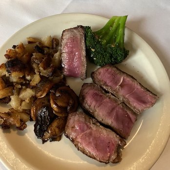 MarkJoseph Steakhouse - Plated with veggies and crispy potatoes - Steakhouses Near Me - New York, New York MarkJoseph Steakhouse - Plated with veggies and crispy potatoes - Steakhouses Near Me - New York, New York
