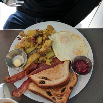 Lucy's - Pop's Breakfast 4/2/17 - Coffee & Tea Near Me - Grand Rapids, Michigan